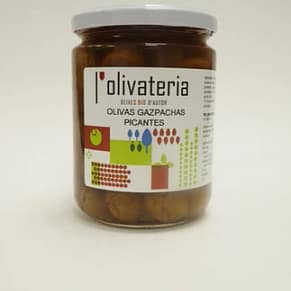 Pikante Gazpacho-Oliven